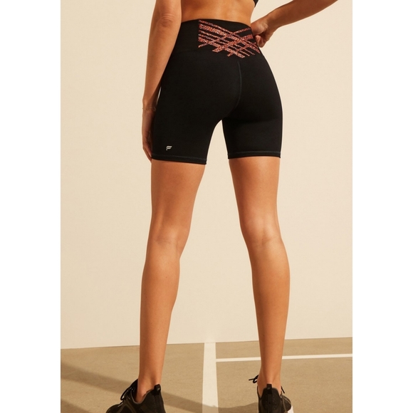 Meridian 2-Piece Outfit Fabletics Exclusive Size L (both bra & shorts) - Picture 3 of 16